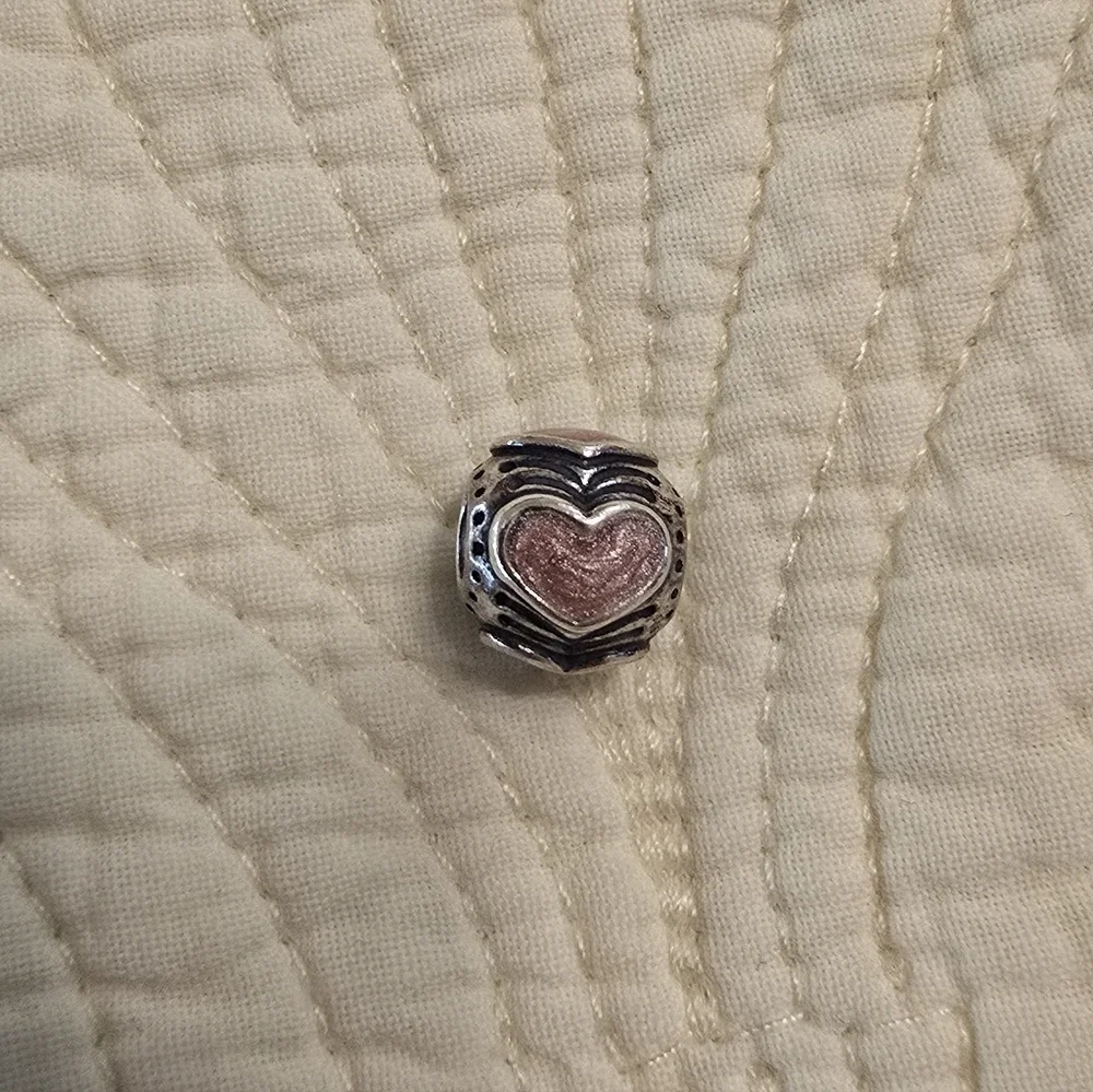 EUC Authentic Pandora Pink Enamel Boudoir Heart Charm, Retired Style